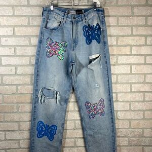 Levi’s Silver Tab Distressed & Reworked Jeans- Size 32